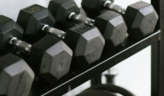 Gym Etiquette 101: Navigating Gym Culture as a Newcomer Over 50